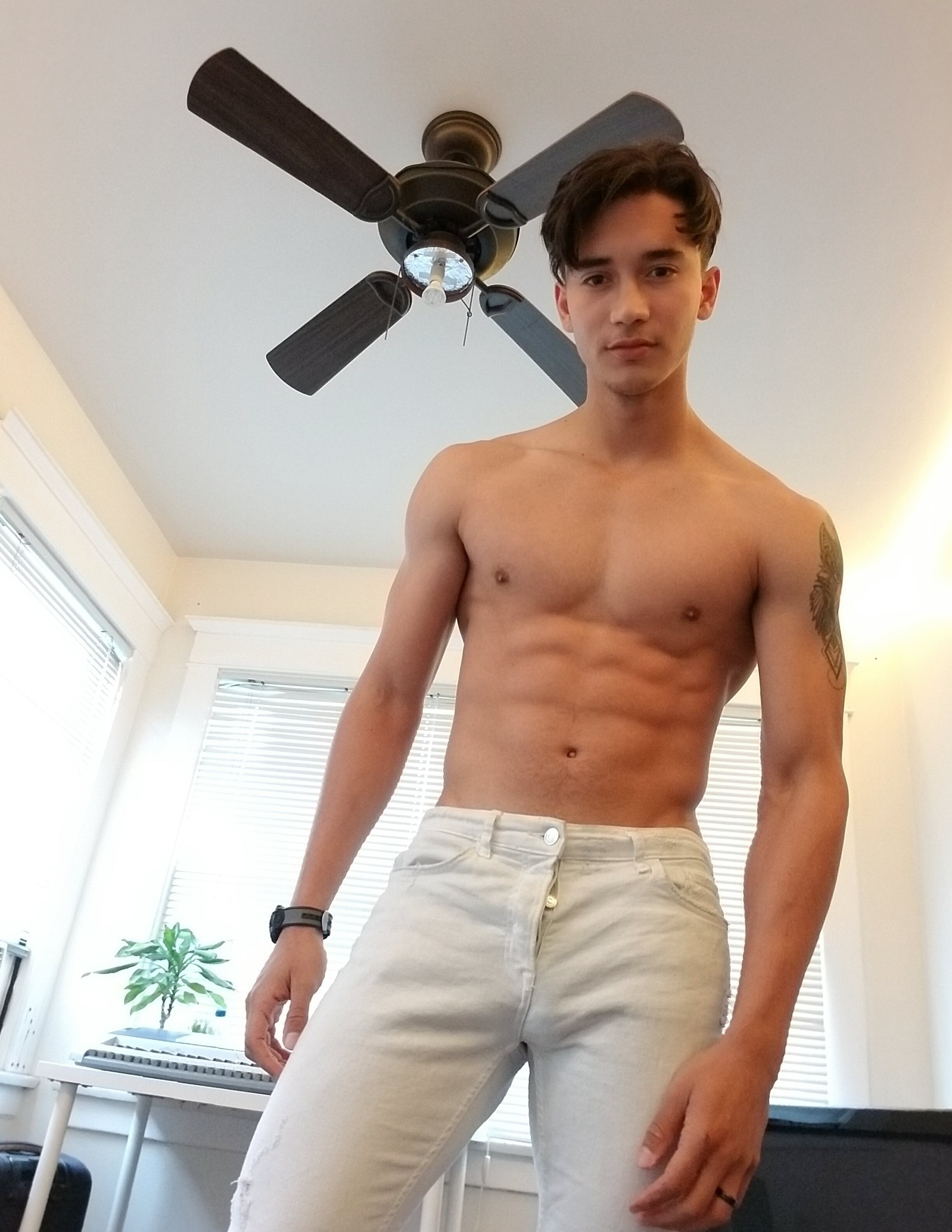 2448x3264_5a5c827604f1ad552bd88c867f26b8c9 สำเนา.jpg