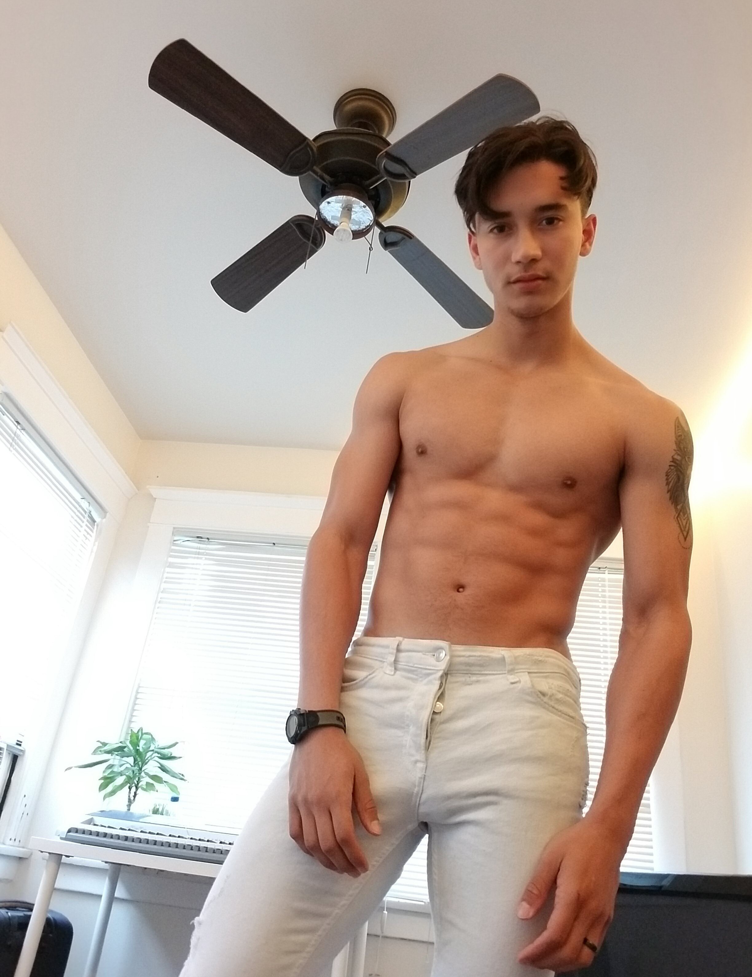 2448x3264_a1ad98d00554fe650b933fbe658cf121 สำเนา.jpg