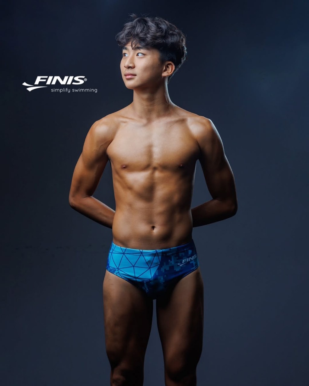 LINE_ALBUM_SWIM11_250418_5.jpg