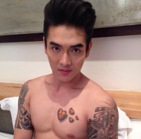 ใครมีวาร์ปพี่ ยอร์ช เผ่าพงษ์พันธ์ บ้างครับ